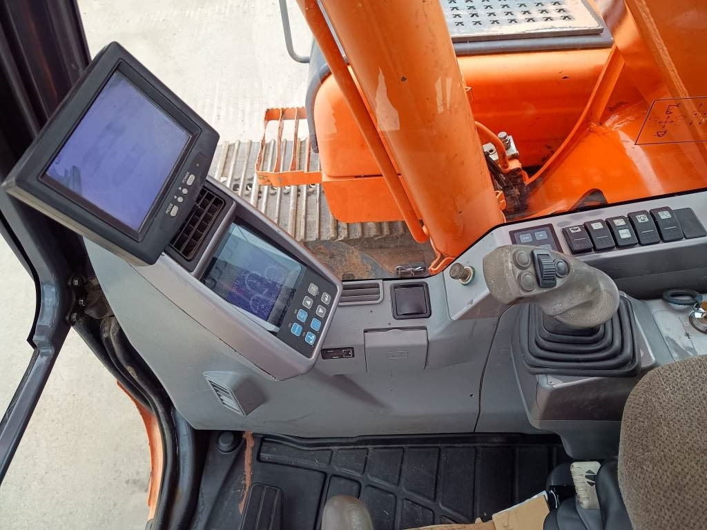 Bager guseničar Doosan DX140LC KALLISTAJA+PYÖRITTÄJÄ: slika 14