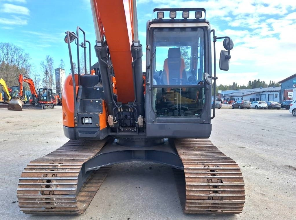 Bager guseničar Doosan DX140LCR-5: slika 7