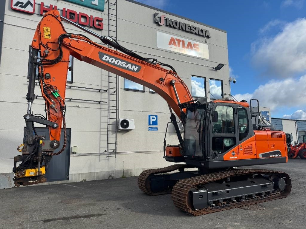 Doosan DX180LC-5 PYÖRITTÄJÄLLÄ - Bager guseničar: slika 2 Doosan DX180LC-5 PYÖRITTÄJÄLLÄ - Bager guseničar: slika 2