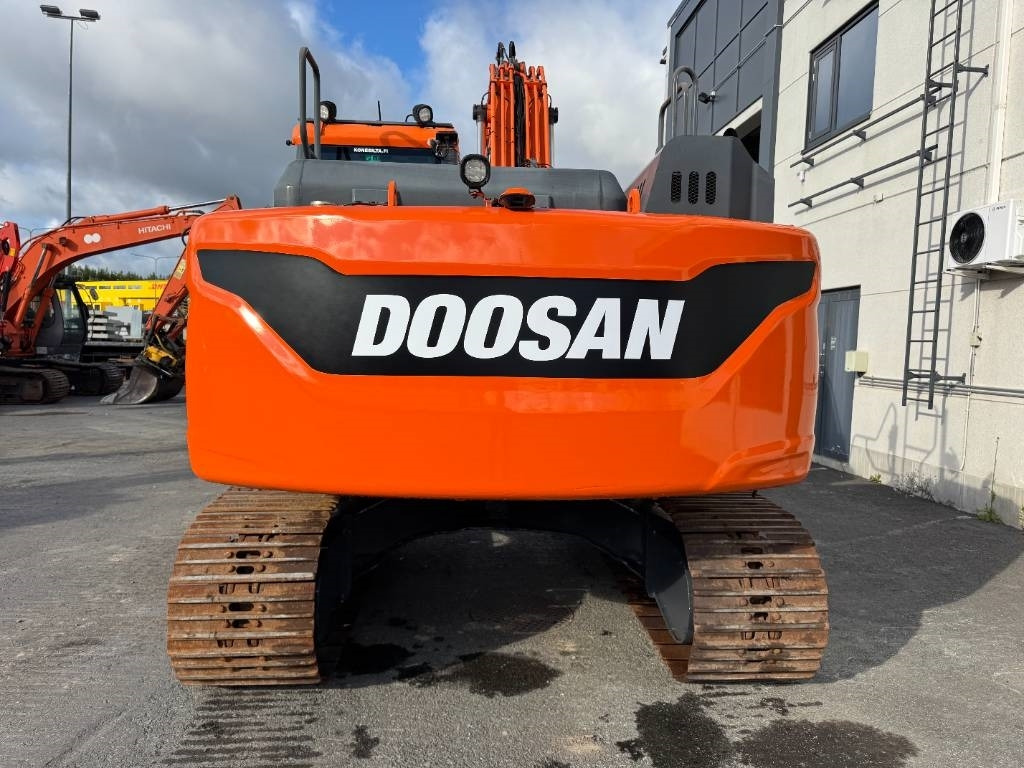 Doosan DX180LC-5 PYÖRITTÄJÄLLÄ - Bager guseničar: slika 4 Doosan DX180LC-5 PYÖRITTÄJÄLLÄ - Bager guseničar: slika 4