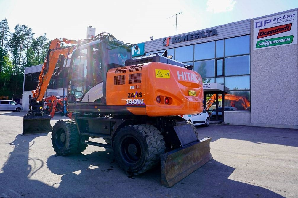 Bager točkaš Hitachi ZX 140 W-6: slika 30