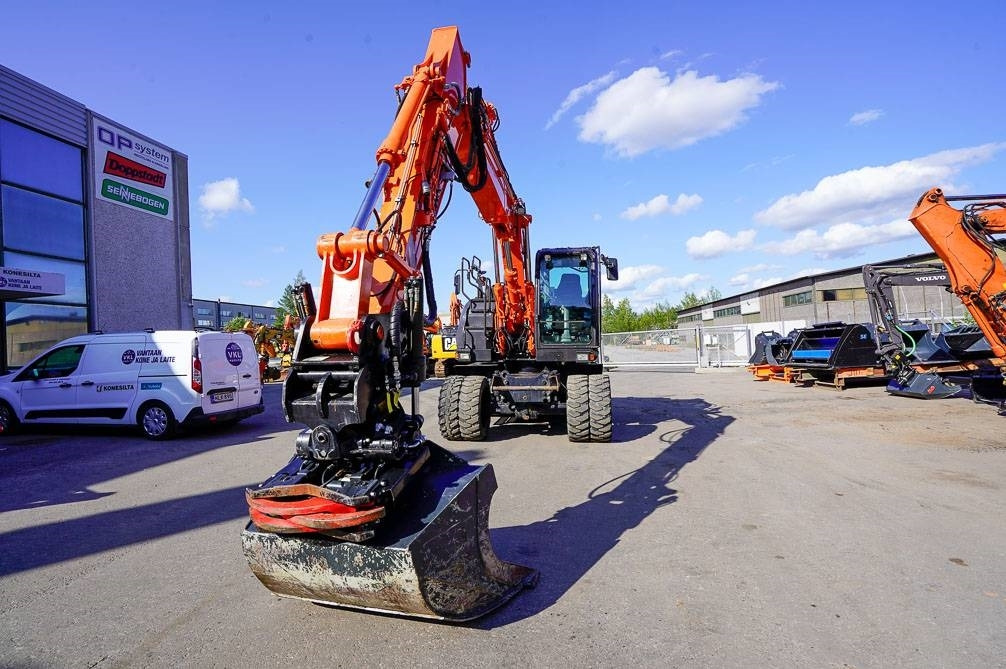 Bager točkaš Hitachi ZX 140 W-6: slika 35