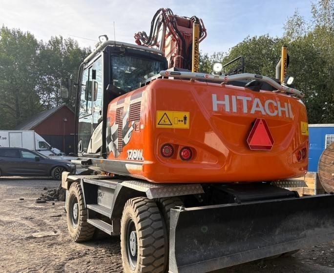 Hitachi ZX170W-6 + Peräkärry 2-akselinen - Bager točkaš: slika 2 Hitachi ZX170W-6 + Peräkärry 2-akselinen - Bager točkaš: slika 2