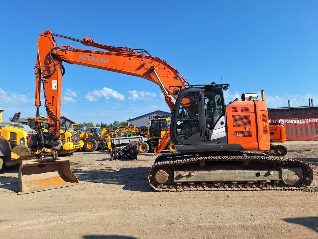 Hitachi ZX225USLC-5 - Bager guseničar: slika 1 Hitachi ZX225USLC-5 - Bager guseničar: slika 1