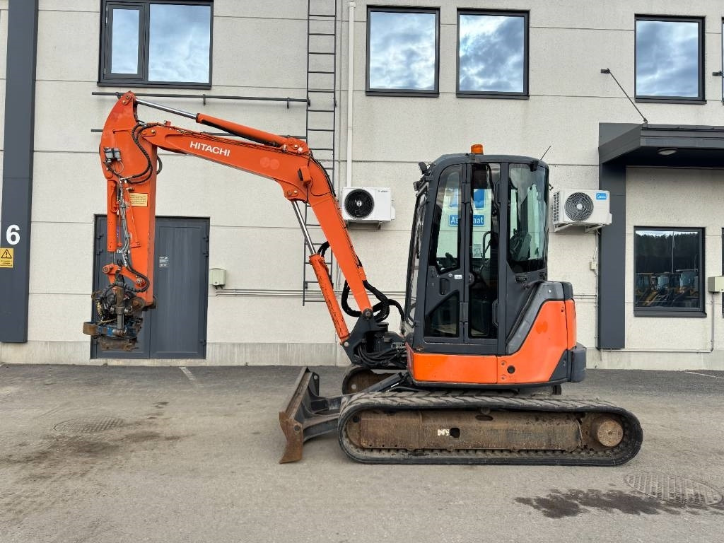 Hitachi ZX50U-2 PYÖRITTÄJÄLLÄ - Mini bager: slika 1 Hitachi ZX50U-2 PYÖRITTÄJÄLLÄ - Mini bager: slika 1