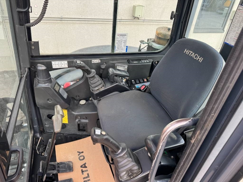 Mini bager Hitachi ZX50U-2 PYÖRITTÄJÄLLÄ: slika 11