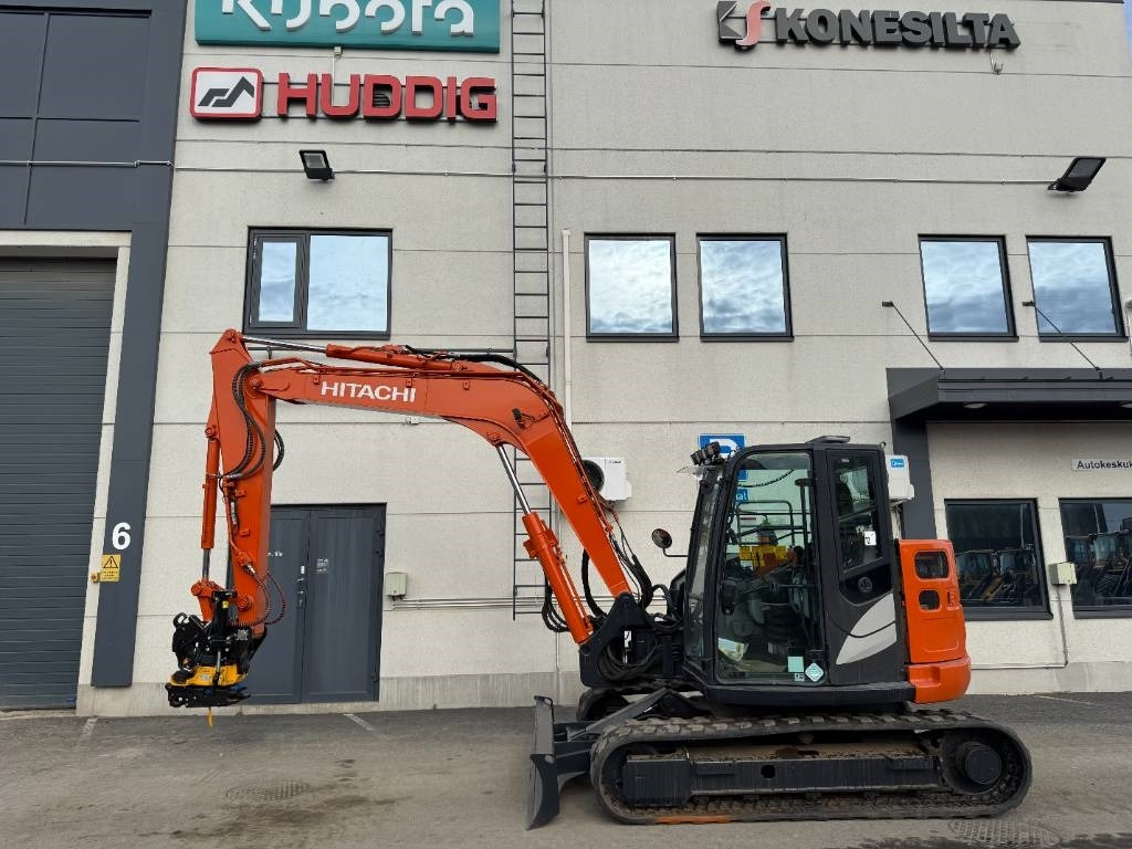 Hitachi ZX85USB-6, Uudella engcon EC209 tiltillä - Mini bager: slika 1 Hitachi ZX85USB-6, Uudella engcon EC209 tiltillä - Mini bager: slika 1
