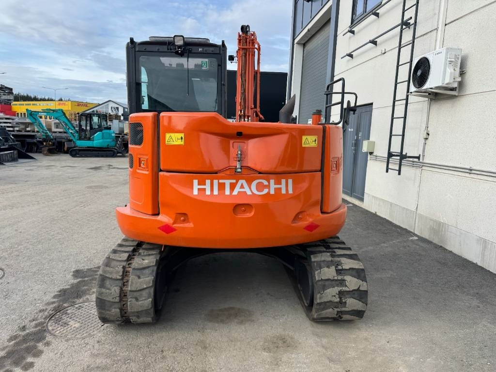 Hitachi ZX85USB-6, Uudella engcon EC209 tiltillä - Mini bager: slika 4 Hitachi ZX85USB-6, Uudella engcon EC209 tiltillä - Mini bager: slika 4