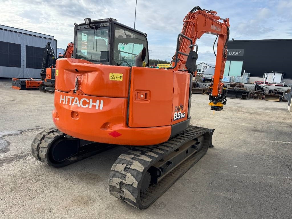 Hitachi ZX85USB-6, Uudella engcon EC209 tiltillä - Mini bager: slika 5 Hitachi ZX85USB-6, Uudella engcon EC209 tiltillä - Mini bager: slika 5