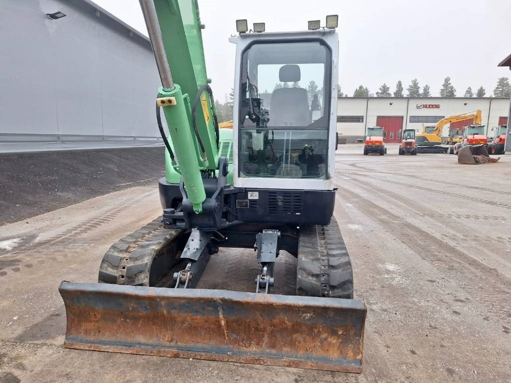 IHI MYYTY! SOLD! 80NX KALLISTAJALLA - Mini bager: slika 3 IHI MYYTY! SOLD! 80NX KALLISTAJALLA - Mini bager: slika 3