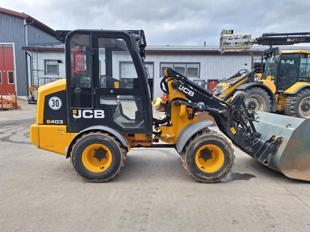 JCB 403 PIIKIT JA KAUHA - Zglobni utovarivač: slika 5 JCB 403 PIIKIT JA KAUHA - Zglobni utovarivač: slika 5
