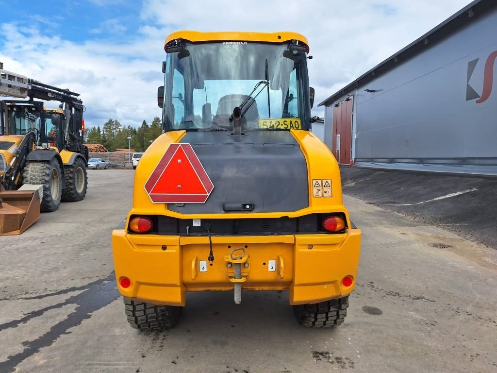 JCB 409 AURA, HIEKOITIN YM. - Utovarivač točkaš: slika 3 JCB 409 AURA, HIEKOITIN YM. - Utovarivač točkaš: slika 3
