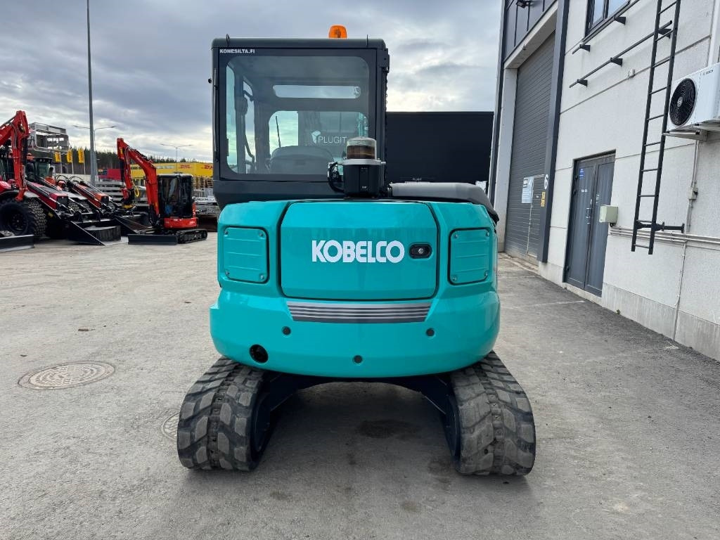 Kobelco SK45SRX-6 Pyörittäjä pihdeillä - Mini bager: slika 4 Kobelco SK45SRX-6 Pyörittäjä pihdeillä - Mini bager: slika 4