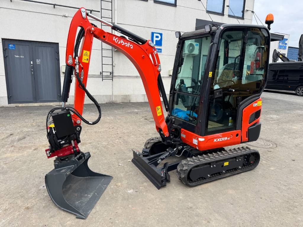 Kubota KX 019-4 - Mini bager: slika 2 Kubota KX 019-4 - Mini bager: slika 2