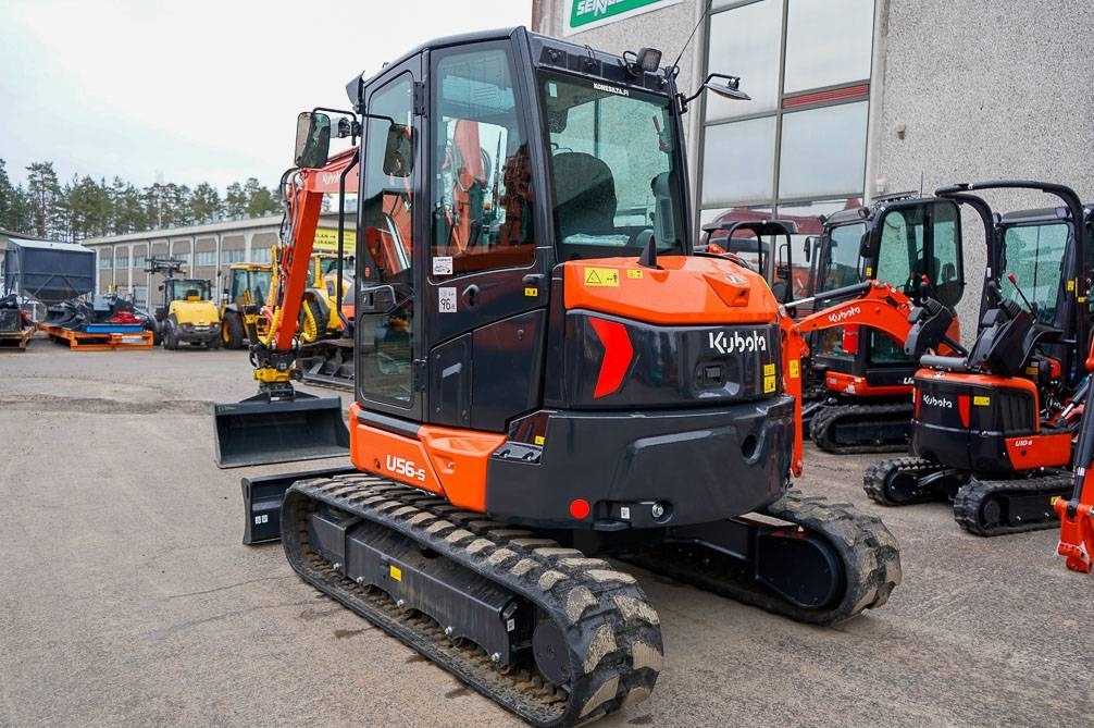 Mini bager Kubota U56-5 VALMIIKSI VARUSTELTU: slika 10