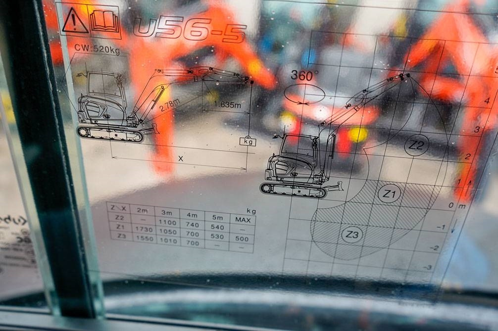 Mini bager Kubota U56-5 VALMIIKSI VARUSTELTU: slika 27