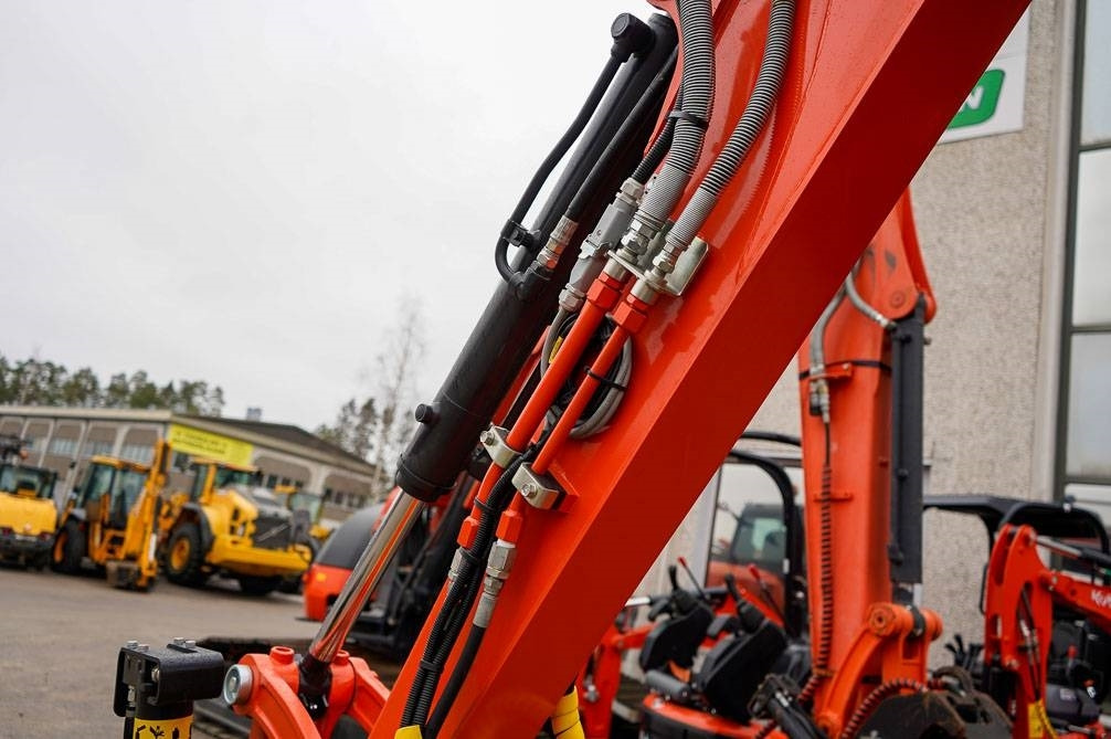 Mini bager Kubota U56-5 VALMIIKSI VARUSTELTU: slika 14