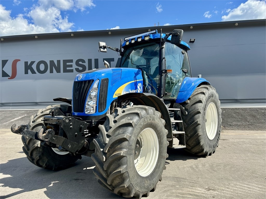 New Holland TG285 - Traktor: slika 2 New Holland TG285 - Traktor: slika 2