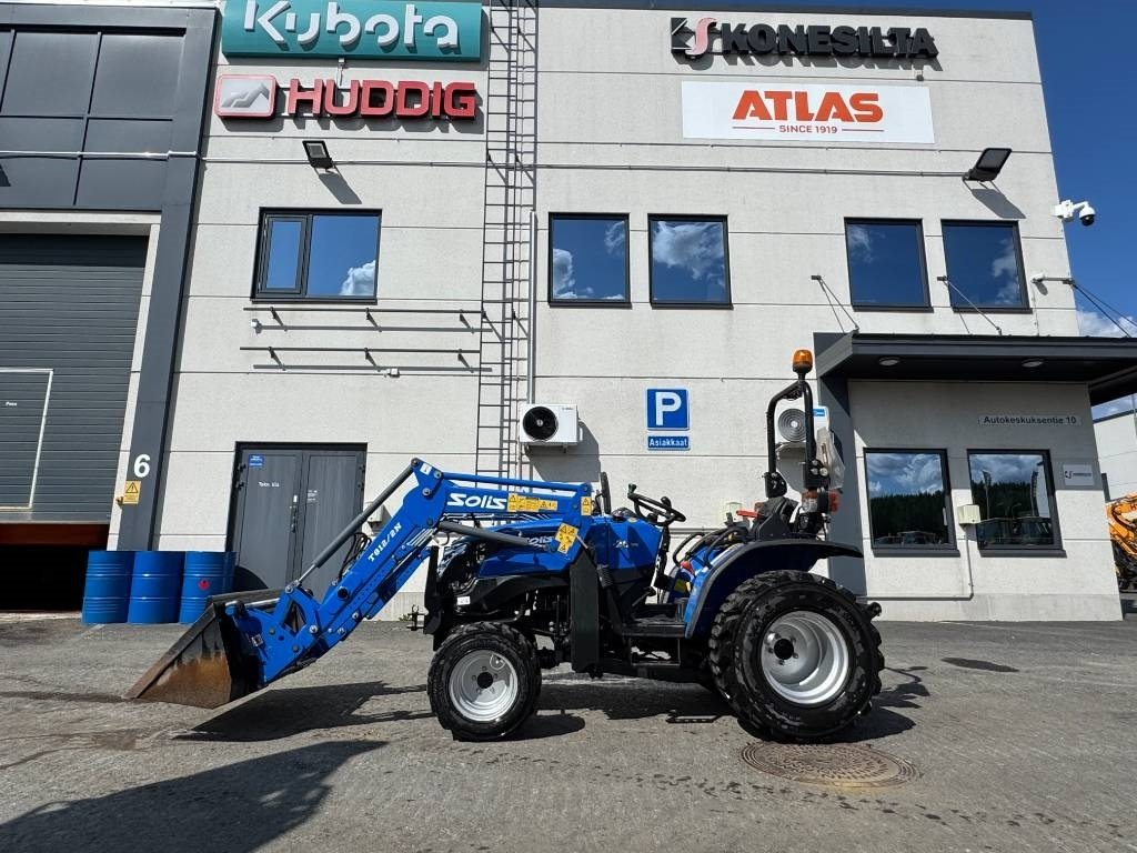 Solis 26 4WD Etukuormaajalla - Traktor: slika 1 Solis 26 4WD Etukuormaajalla - Traktor: slika 1