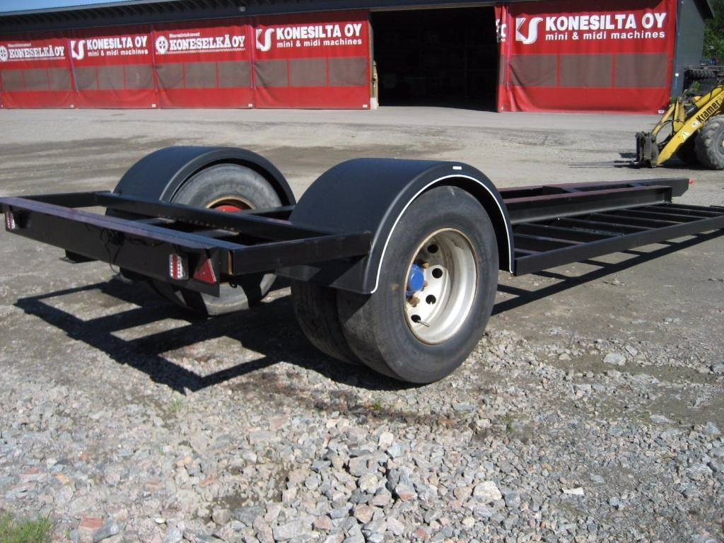Traktorilavetti UUSI 1-akselinen 6-9tn koneille  - Niska prikolica za prevoz: slika 5 Traktorilavetti UUSI 1-akselinen 6-9tn koneille  - Niska prikolica za prevoz: slika 5