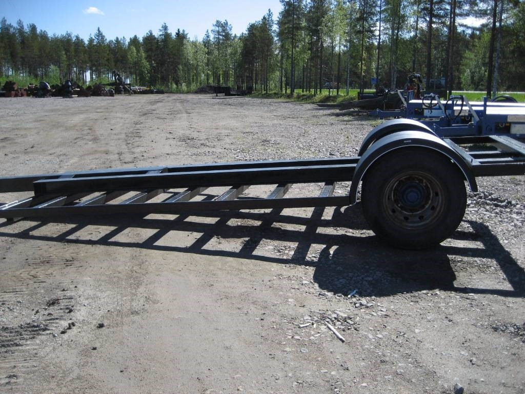 Traktorilavetti UUSI 1-akselinen 6-9tn koneille  - Niska prikolica za prevoz: slika 2 Traktorilavetti UUSI 1-akselinen 6-9tn koneille  - Niska prikolica za prevoz: slika 2