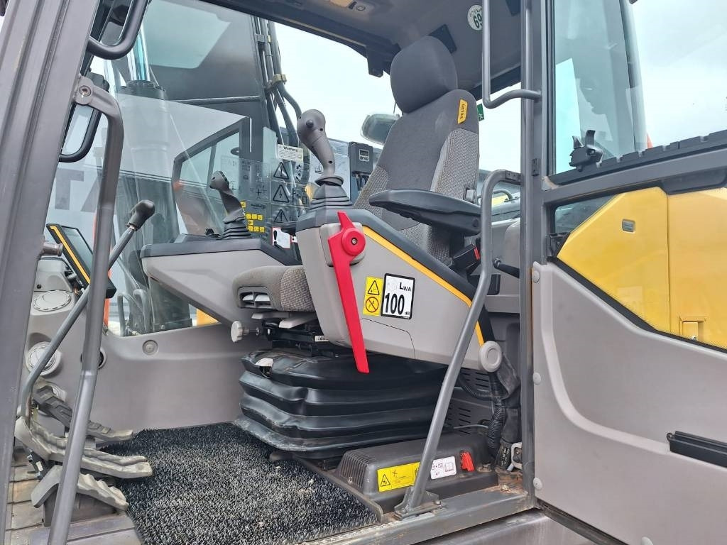 Bager guseničar Volvo EC140EL PYÖRITTÄJÄLLÄ: slika 9