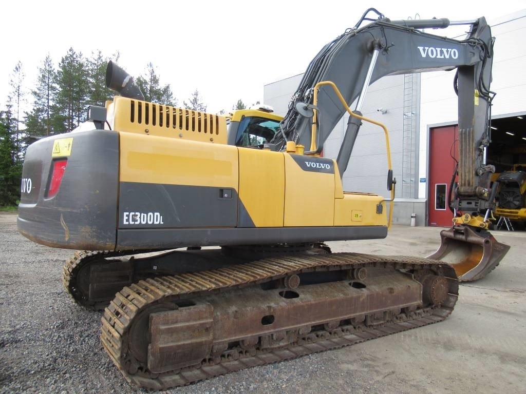 Volvo EC300DL PYÖRITTÄJÄLLÄ - Bager guseničar: slika 5 Volvo EC300DL PYÖRITTÄJÄLLÄ - Bager guseničar: slika 5