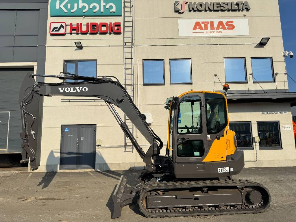 Volvo ECR88D PRO VÄHÄN AJETTU - Mini bager: slika 1 Volvo ECR88D PRO VÄHÄN AJETTU - Mini bager: slika 1