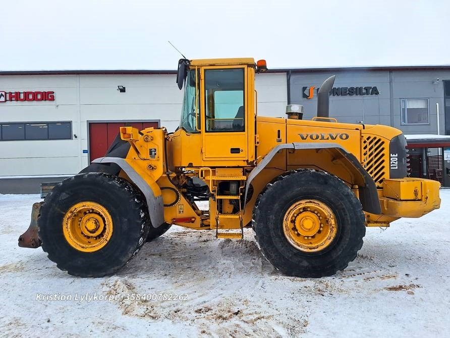 Volvo L120E - Utovarivač točkaš: slika 1 Volvo L120E - Utovarivač točkaš: slika 1