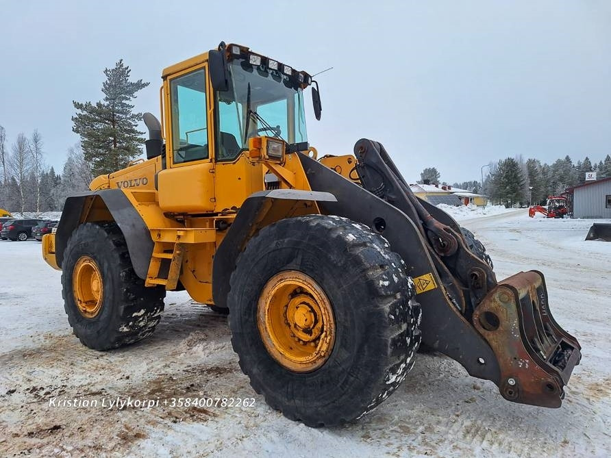 Utovarivač točkaš Volvo L120E: slika 6