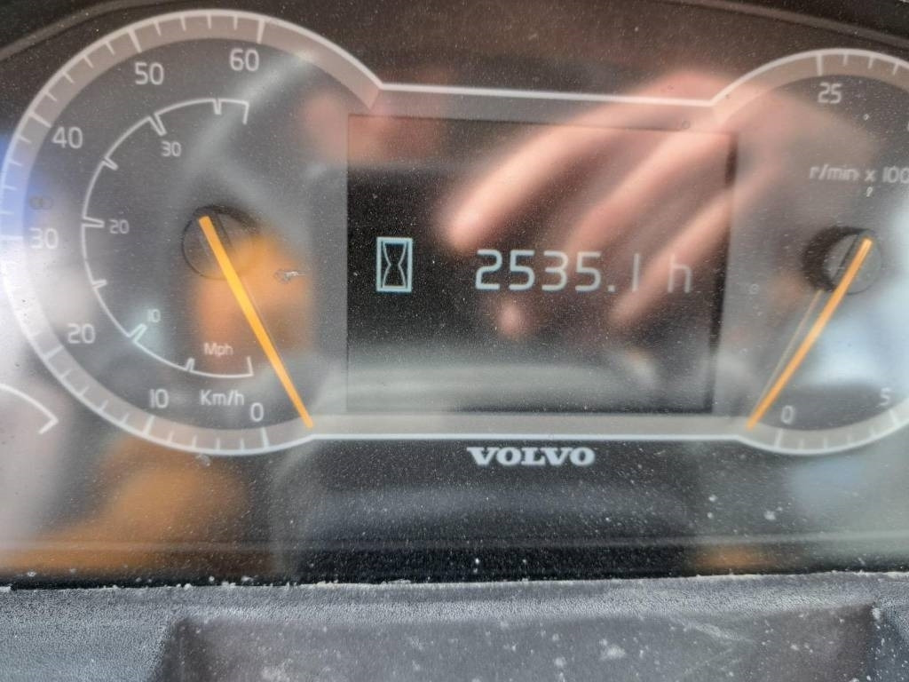 Volvo L60H - Utovarivač točkaš: slika 3 Volvo L60H - Utovarivač točkaš: slika 3