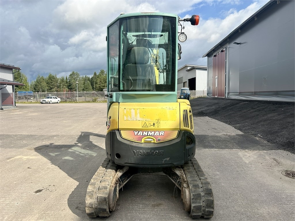 Yanmar MYYTY! SOLD! ViO25-4 PYÖRITTÄJÄLLÄ - Mini bager: slika 3 Yanmar MYYTY! SOLD! ViO25-4 PYÖRITTÄJÄLLÄ - Mini bager: slika 3