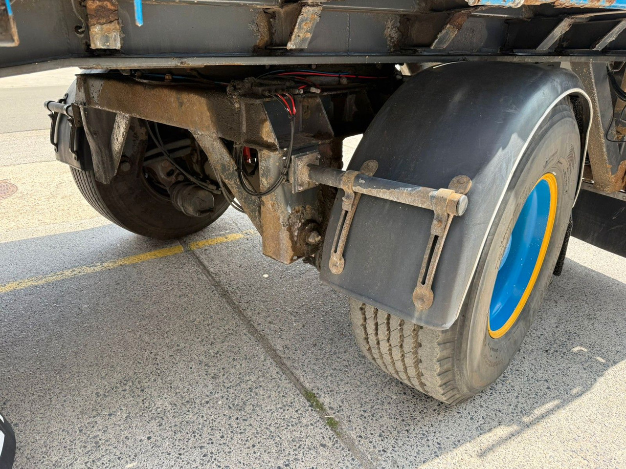 Plato poluprikolica Vogelzang. Kran HIAB R165 roto. TUV 10/2025: slika 11 Plato poluprikolica Vogelzang. Kran HIAB R165 roto. TUV 10/2025: slika 11