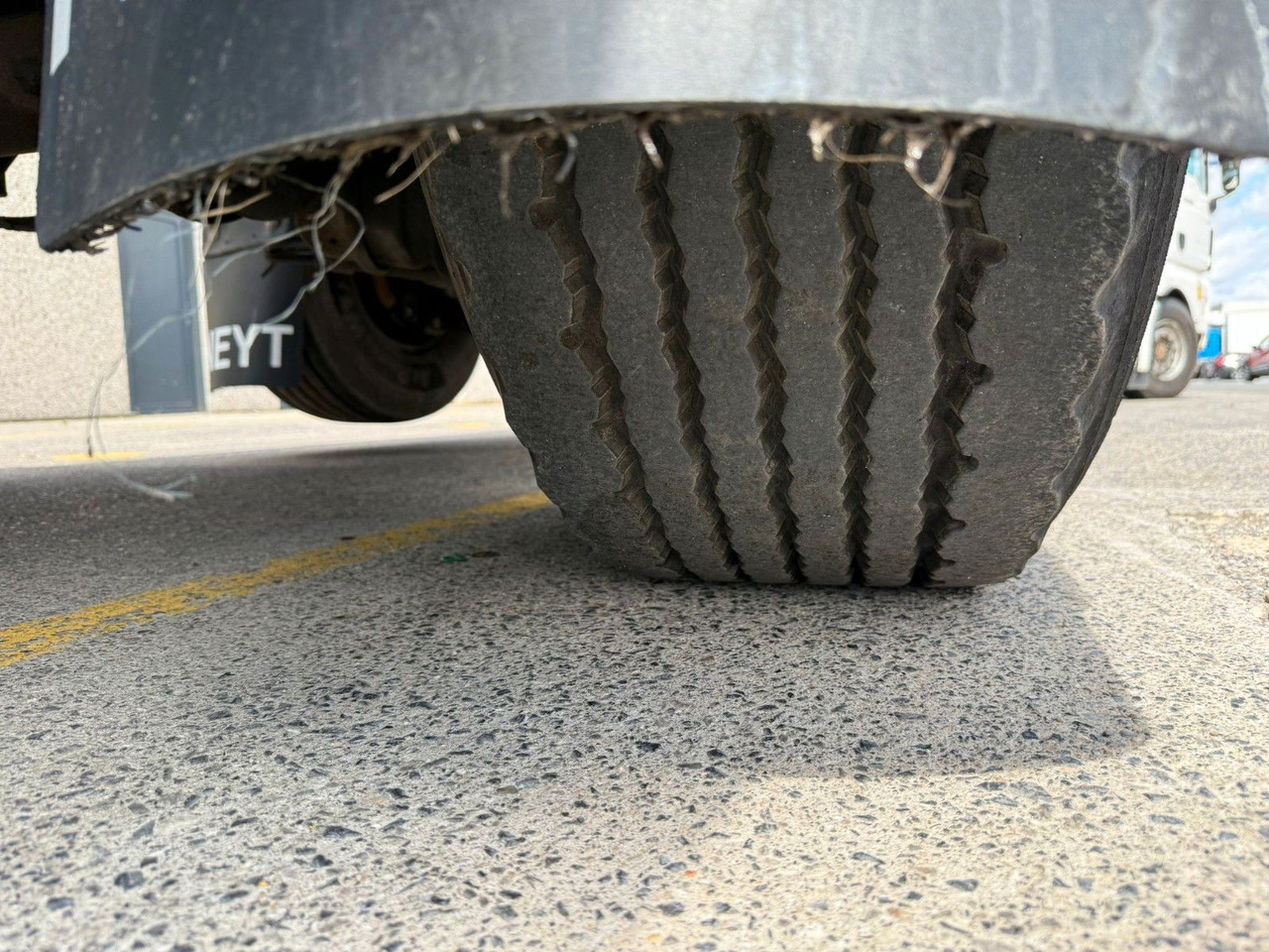 Plato poluprikolica Vogelzang. Kran HIAB R165 roto. TUV 10/2025: slika 19 Plato poluprikolica Vogelzang. Kran HIAB R165 roto. TUV 10/2025: slika 19