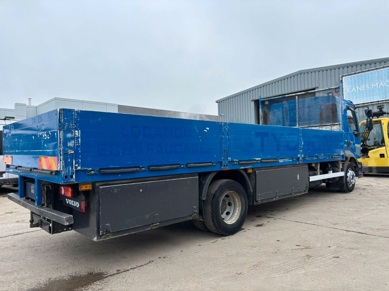 Volvo FL7-240. EU5. Volvo FL7-240. EU5. - Kamion sa tovarnim sandukom: slika 2 Volvo FL7-240. EU5. Volvo FL7-240. EU5. - Kamion sa tovarnim sandukom: slika 2