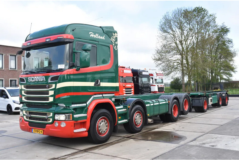 Scania R520 HL V8 8x2 + HANGER - EURO 6 - MANUAL - RETARDER - WHEELBASE: 510 cm - 10 TONS FRONT AXLE - XENON - - Kamion za prevoz kontejnera/ Kamion sa promenjivim sandukom: slika 1 Scania R520 HL V8 8x2 + HANGER - EURO 6 - MANUAL - RETARDER - WHEELBASE: 510 cm - 10 TONS FRONT AXLE - XENON - - Kamion za prevoz kontejnera/ Kamion sa promenjivim sandukom: slika 1