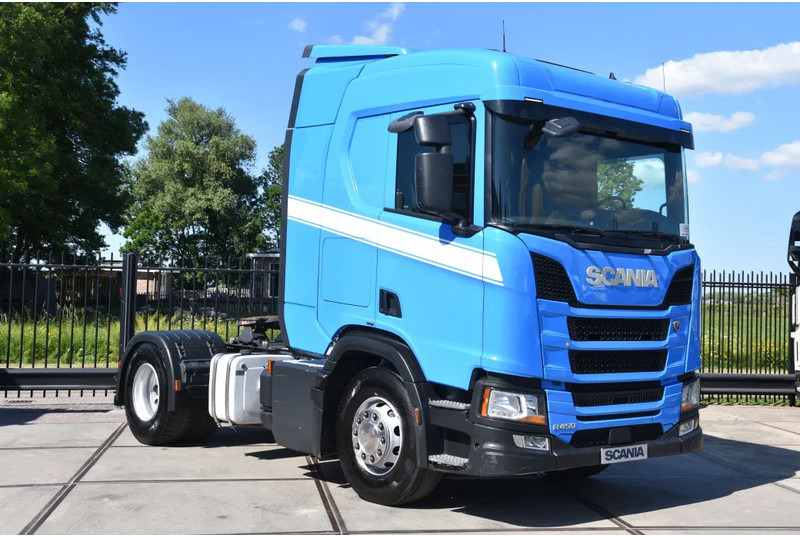 Scania R450 NGS 4x2 - RETARDER - 455 TKM - HYDRAULIC SYSTEM - ACC - NAVI - DIFF. LOCK - EXCELLENT CONDITION - - Tegljač: slika 2 Scania R450 NGS 4x2 - RETARDER - 455 TKM - HYDRAULIC SYSTEM - ACC - NAVI - DIFF. LOCK - EXCELLENT CONDITION - - Tegljač: slika 2