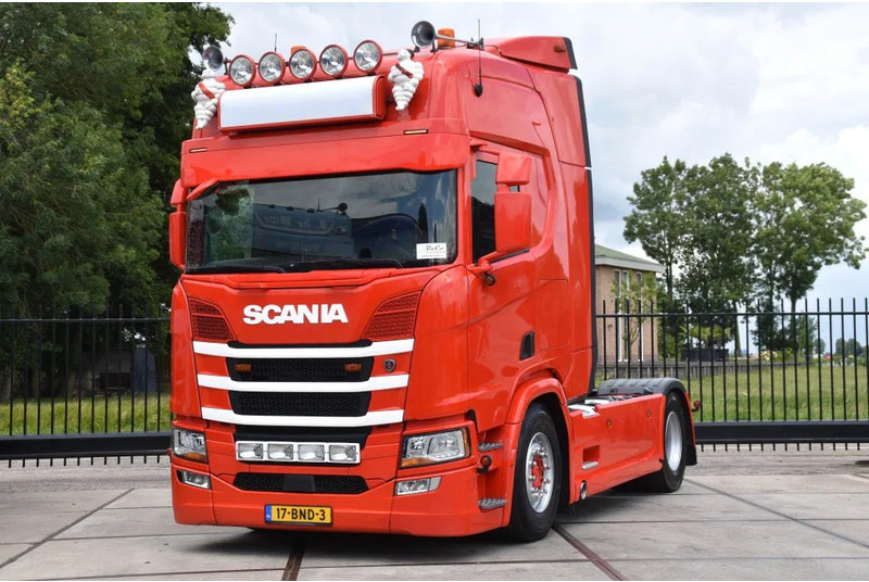Scania R450 NGS 4x2NB - RETARDER - NEW TACHO - FULL AIR - PARK. AIRCO - PTO - LEATHER SEATS - 2 x FUEL TANKS - EXCELLENT CONDITION - - Tegljač: slika 1 Scania R450 NGS 4x2NB - RETARDER - NEW TACHO - FULL AIR - PARK. AIRCO - PTO - LEATHER SEATS - 2 x FUEL TANKS - EXCELLENT CONDITION - - Tegljač: slika 1