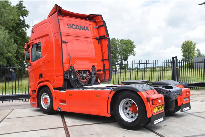 Scania R450 NGS 4x2NB - RETARDER - NEW TACHO - FULL AIR - PARK. AIRCO - PTO - LEATHER SEATS - 2 x FUEL TANKS - EXCELLENT CONDITION - - Tegljač: slika 3 Scania R450 NGS 4x2NB - RETARDER - NEW TACHO - FULL AIR - PARK. AIRCO - PTO - LEATHER SEATS - 2 x FUEL TANKS - EXCELLENT CONDITION - - Tegljač: slika 3