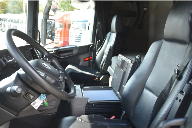 Scania S410 NGS 4x2EB MEGA 95 cm or 103 cm driving height - RETARDER - 806 TKM - FULL AIR - PARK. AIRCO - LEATHER SEATS - 2 x FUEL TANK - Tegljač: slika 5 Scania S410 NGS 4x2EB MEGA 95 cm or 103 cm driving height - RETARDER - 806 TKM - FULL AIR - PARK. AIRCO - LEATHER SEATS - 2 x FUEL TANK - Tegljač: slika 5
