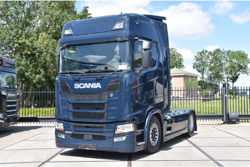 Scania S450 NGS 4x2NB - FULL AIR - 847 TKM - RETARDER - PARK. AIRCO - 2 x FUEL TANKS - TOP CONDITION - - Tegljač: slika 2 Scania S450 NGS 4x2NB - FULL AIR - 847 TKM - RETARDER - PARK. AIRCO - 2 x FUEL TANKS - TOP CONDITION - - Tegljač: slika 2