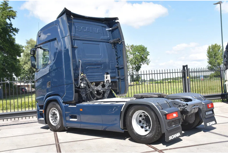 Scania S450 NGS 4x2NB - FULL AIR - 847 TKM - RETARDER - PARK. AIRCO - 2 x FUEL TANKS - TOP CONDITION - - Tegljač: slika 3 Scania S450 NGS 4x2NB - FULL AIR - 847 TKM - RETARDER - PARK. AIRCO - 2 x FUEL TANKS - TOP CONDITION - - Tegljač: slika 3