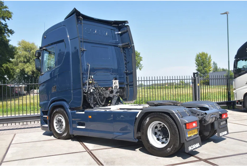 Scania S450 NGS 4x2NB - FULL AIR - RETARDER - ACC - AIRCO - 2 x FUEL TANKS - TOP CONDITION - - Tegljač: slika 3 Scania S450 NGS 4x2NB - FULL AIR - RETARDER - ACC - AIRCO - 2 x FUEL TANKS - TOP CONDITION - - Tegljač: slika 3