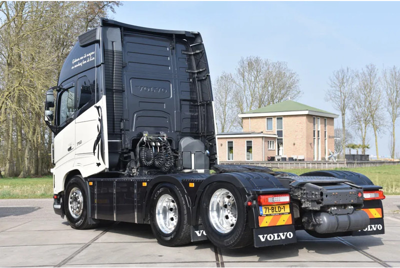 Volvo FH 16.750 Globetrotter XL 6x2 - RETARDER - FULL AIR - PARK. AIRCO - DYNAMIC STEERING - SLIDING FIFTH WHEEL - ALCOA'S - TOP CONDI - Tegljač: slika 3 Volvo FH 16.750 Globetrotter XL 6x2 - RETARDER - FULL AIR - PARK. AIRCO - DYNAMIC STEERING - SLIDING FIFTH WHEEL - ALCOA'S - TOP CONDI - Tegljač: slika 3