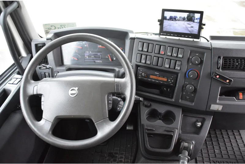 Volvo FL 280 4x2 + BOX - 312 TKM - AIRCO - DOUBLE CARGOFLOOR - ELEVATOR - REMOTE CONTROL - CAMERA - - Kamion sa zatvorenim sandukom: slika 5 Volvo FL 280 4x2 + BOX - 312 TKM - AIRCO - DOUBLE CARGOFLOOR - ELEVATOR - REMOTE CONTROL - CAMERA - - Kamion sa zatvorenim sandukom: slika 5