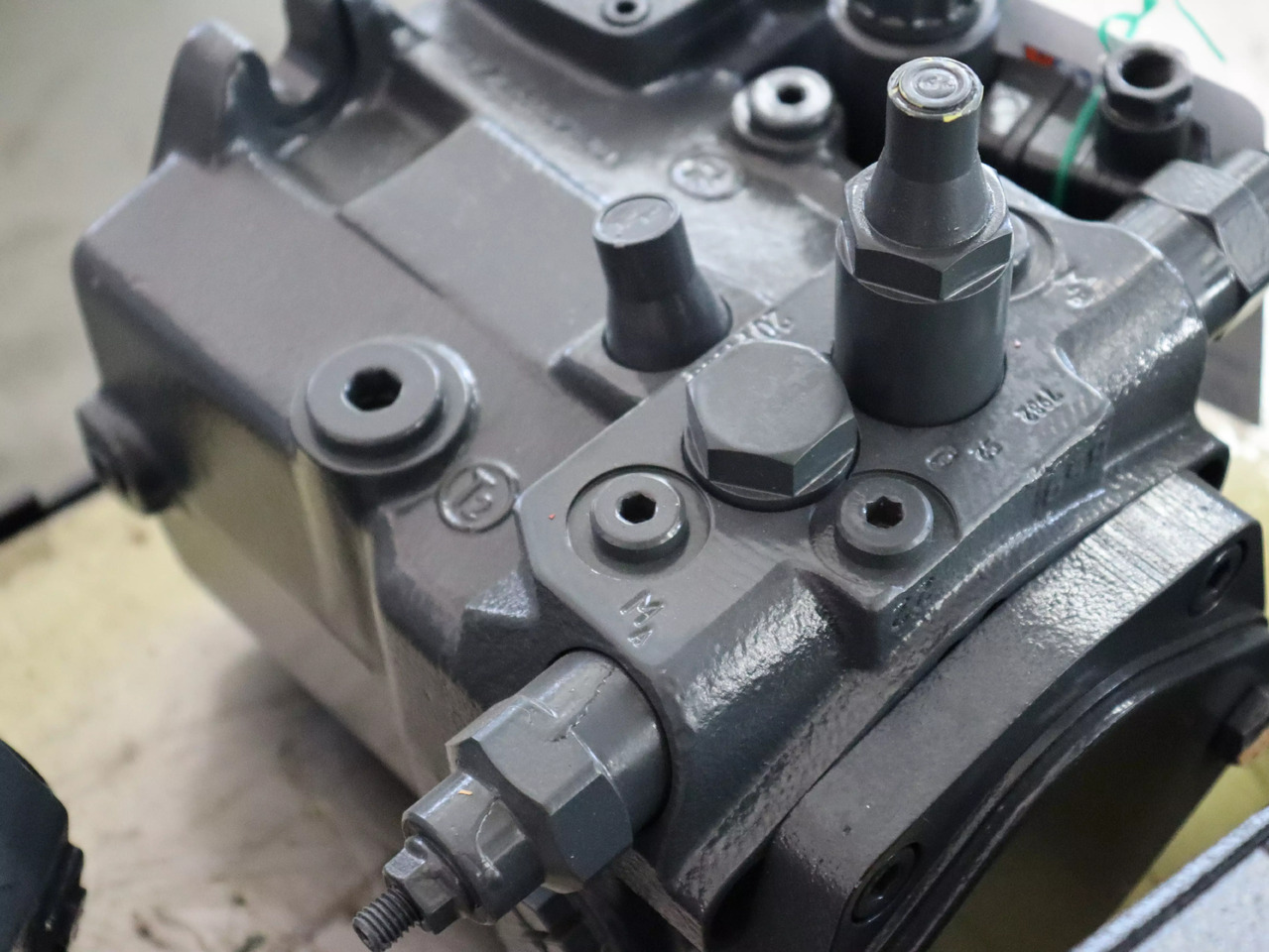 REXROTH A10VG45DA1D2/10R-NSC10F015SH - Hidraulična pumpa za Oprema za rukovanje materijalima: slika 3 REXROTH A10VG45DA1D2/10R-NSC10F015SH - Hidraulična pumpa za Oprema za rukovanje materijalima: slika 3