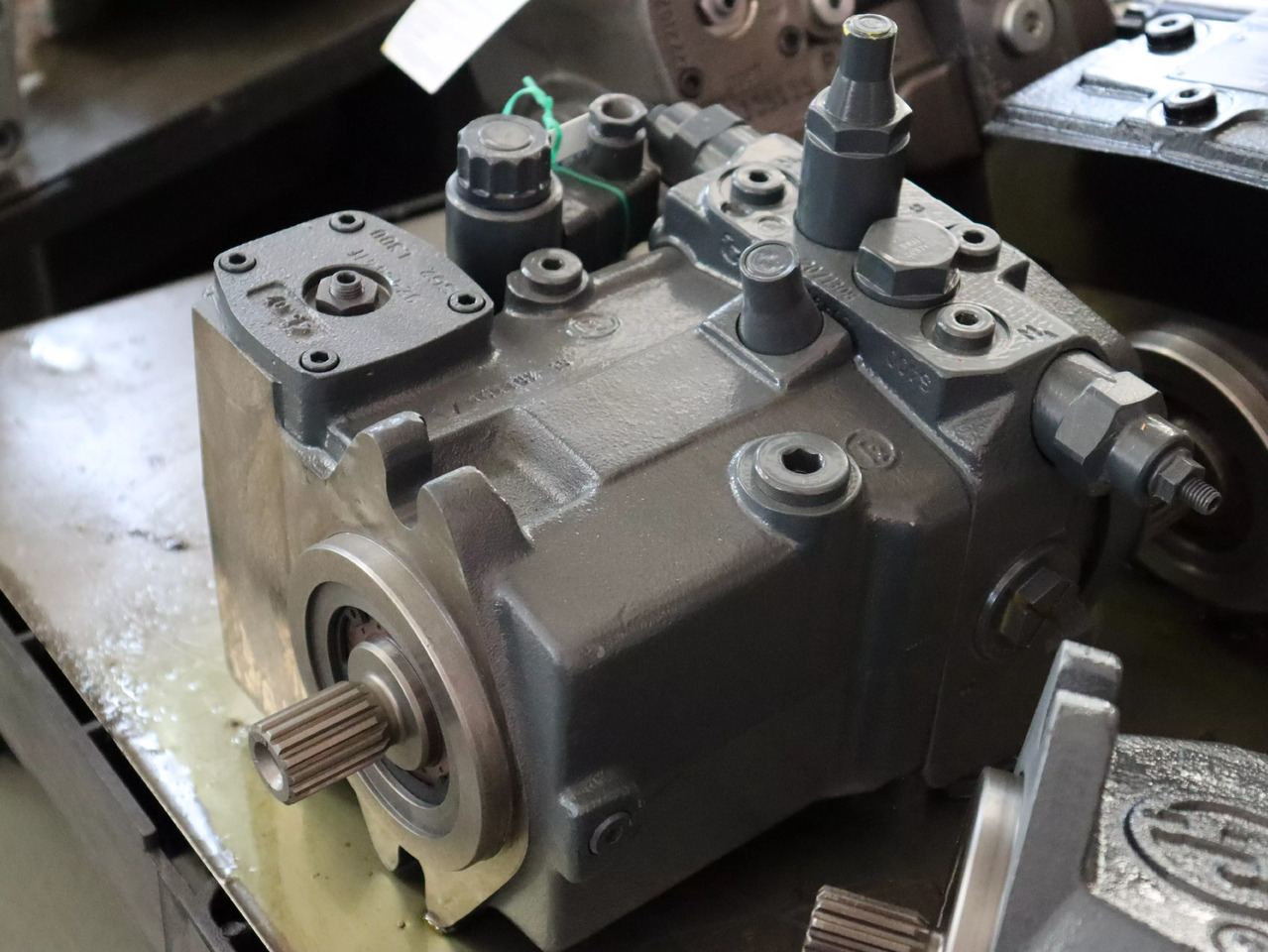 REXROTH A10VG45DA1D2/10R-NSC10F015SH - Hidraulična pumpa za Oprema za rukovanje materijalima: slika 2 REXROTH A10VG45DA1D2/10R-NSC10F015SH - Hidraulična pumpa za Oprema za rukovanje materijalima: slika 2