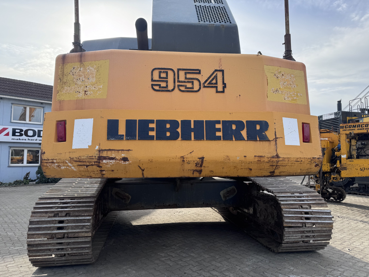 LIEBHERR R954BHDW material handler with elevation cab - Bager za obradu otpada/ Industrije: slika 4 LIEBHERR R954BHDW material handler with elevation cab - Bager za obradu otpada/ Industrije: slika 4