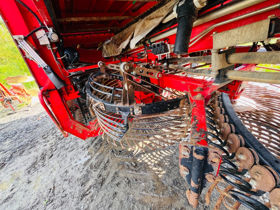 Kombajn Holmer T4-30: slika 17 Kombajn Holmer T4-30: slika 17