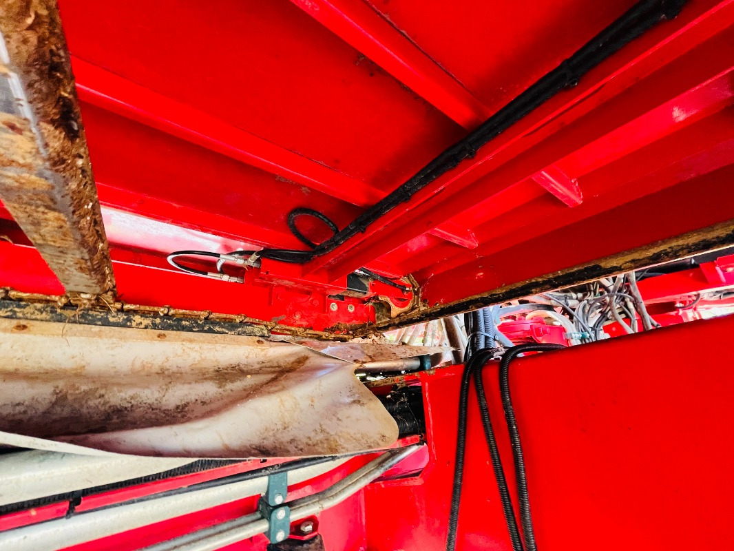 Kombajn Holmer T4-30: slika 15 Kombajn Holmer T4-30: slika 15